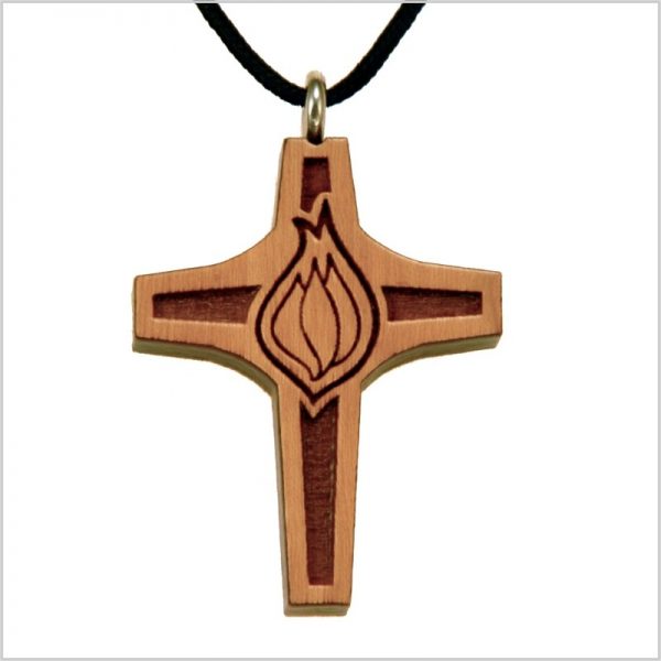 14C - Cruz de madera, llama