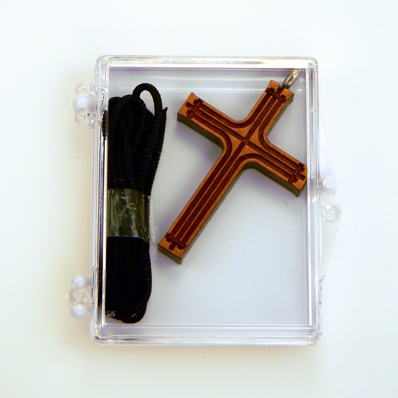 17C - Cruz de madera