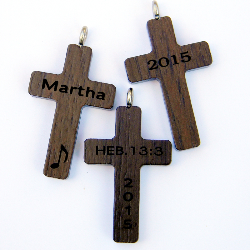 25L - Cruz de madera