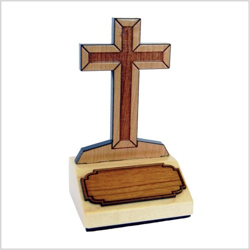 K102 - Recuerdo de madera con cruz