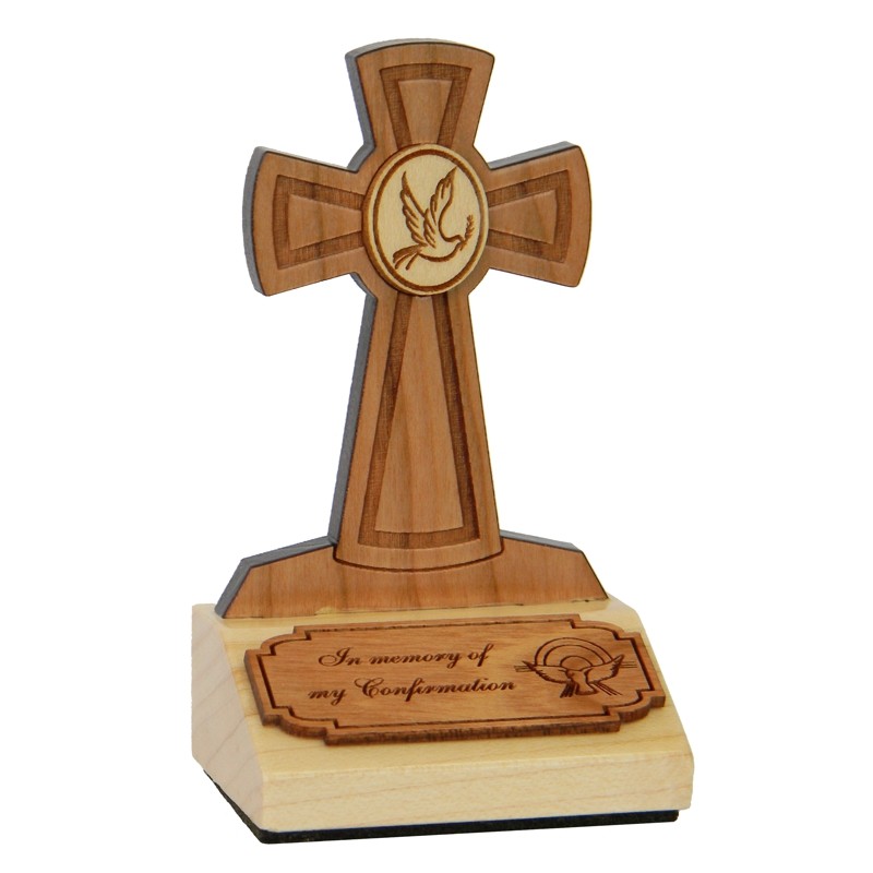 K83C - Recuerdo de madera con cruz, paloma