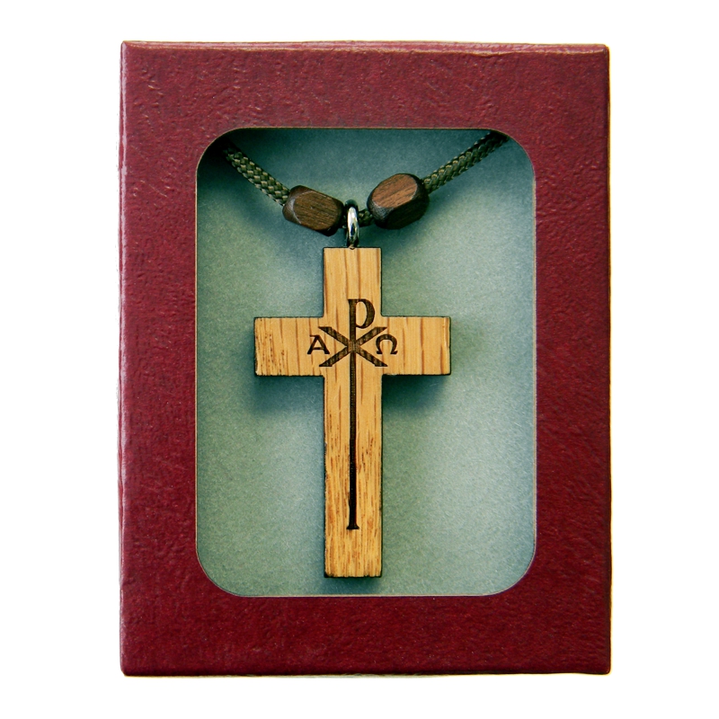 31A - Cruz de madera, alfa y omega